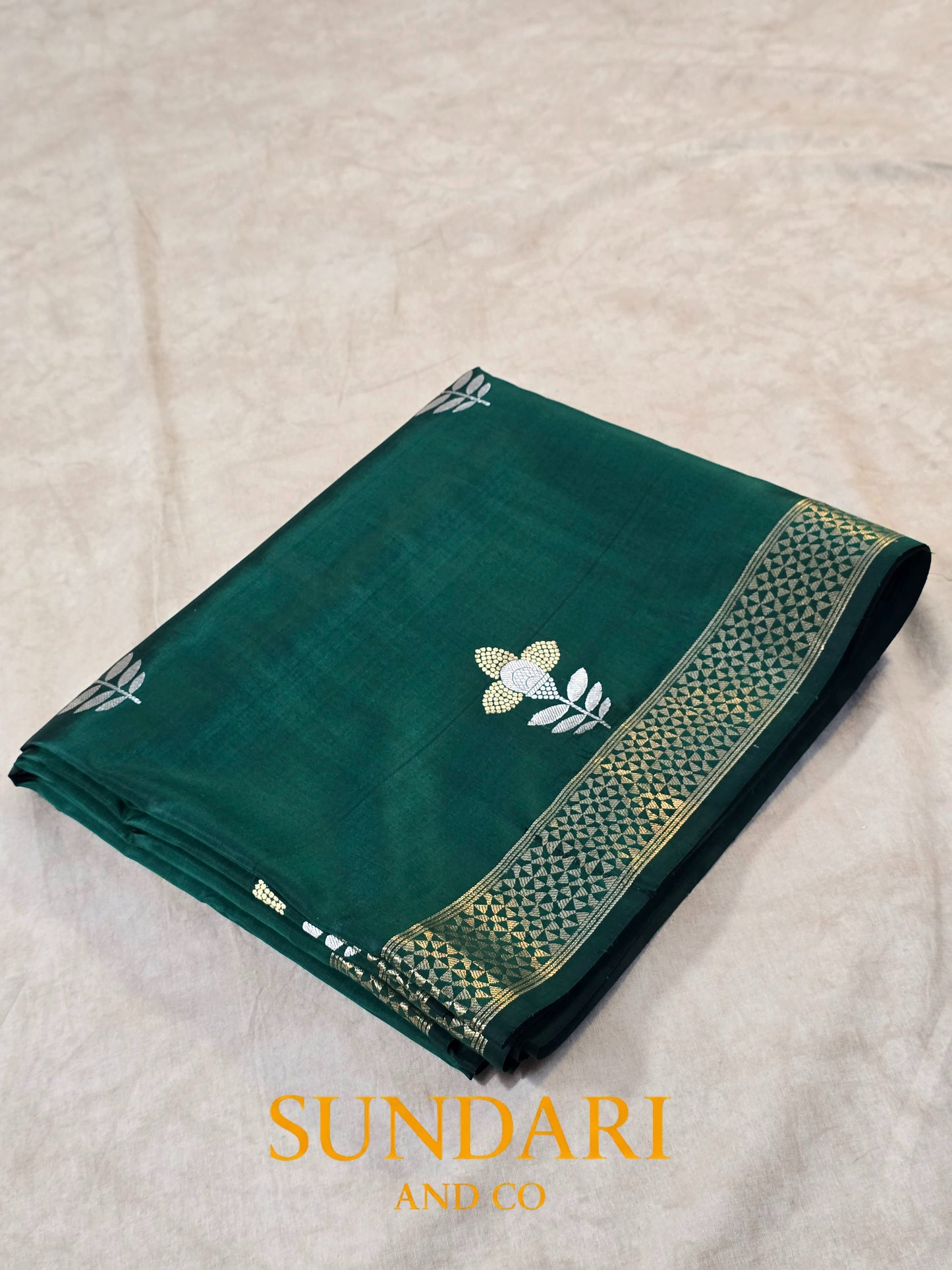 Bottle Green | Sona-Roopa Buttas in Kadua Weave | Pure Soft Silk Saree