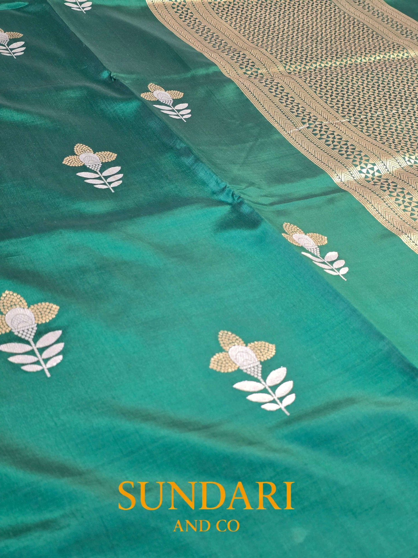 Bottle Green | Sona-Roopa Buttas in Kadua Weave | Pure Soft Silk Saree
