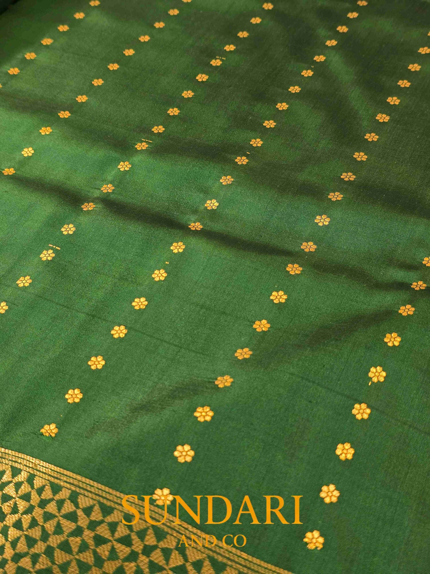 Bottle Green | Sona-Roopa Buttas in Kadua Weave | Pure Soft Silk Saree