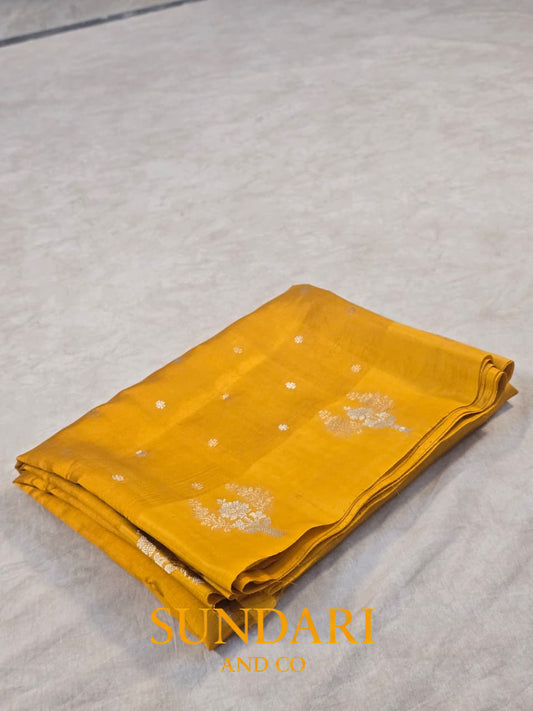Golden Yellow | Sona-Roopa Floral Motifs in Kadua Weave | Pure Soft Silk Saree