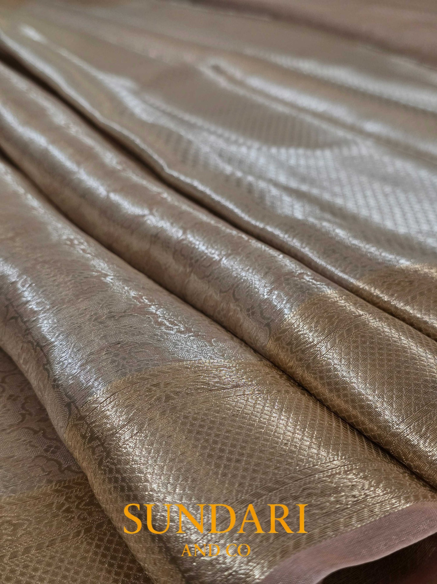 Peach | Heavy Brocade Floral Motifs | Pure Tissue Silk Saree