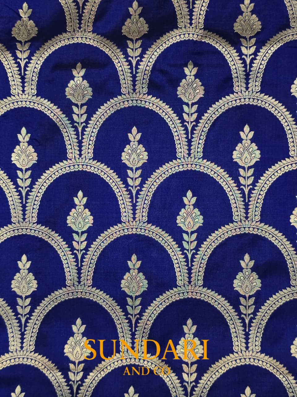 Sapphire Blue | Scallop Framed Floral Butta | Pure Katan Silk Saree