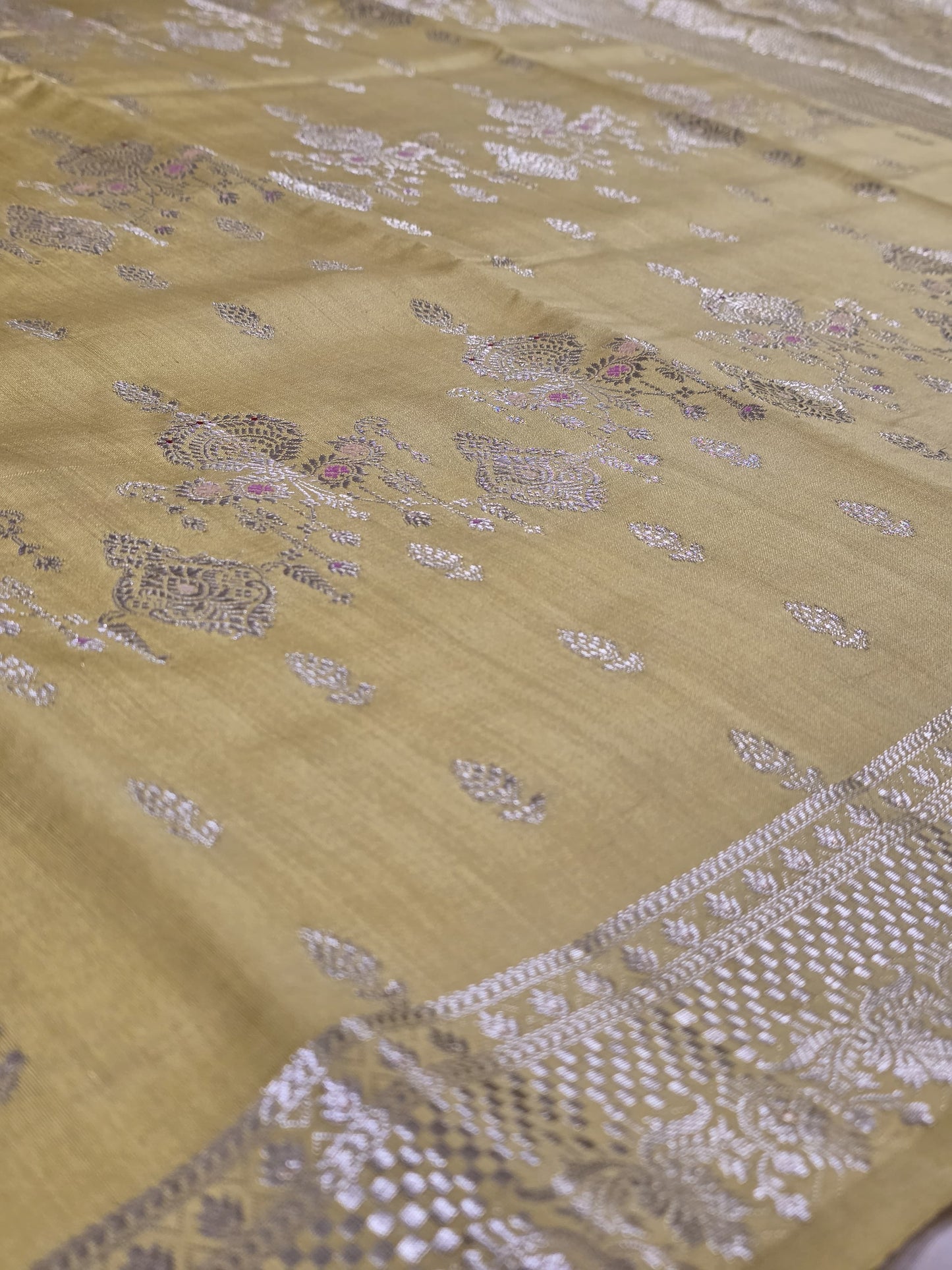 Glazed Corn | Meenakari Jaal | Pure Dupion Silk Saree