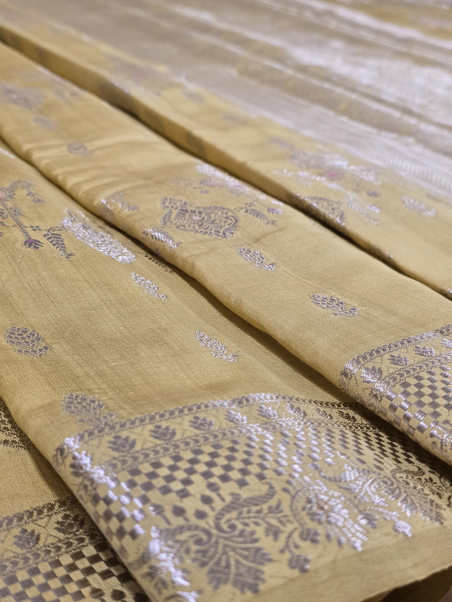 Glazed Corn | Meenakari Jaal | Pure Dupion Silk Saree